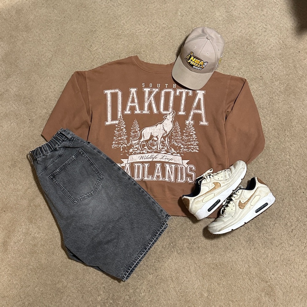 Vintage Y2K South Dakota Badlands sweater